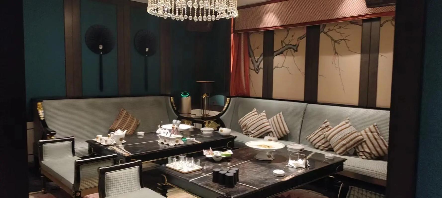 芜湖商务KTV新玩法 
-弋江区ktv预订